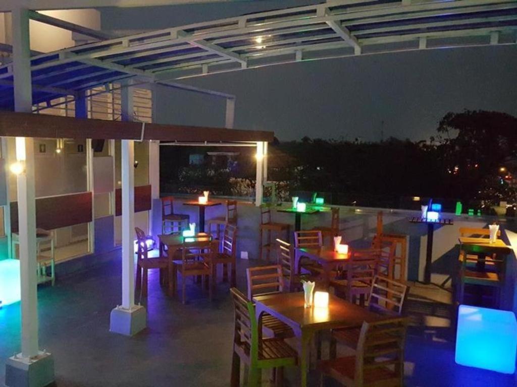 Asian Smile Hotel Rangum Exterior foto